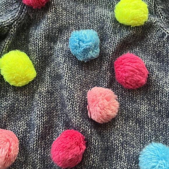 Design History sweater - Picture 2 of 3